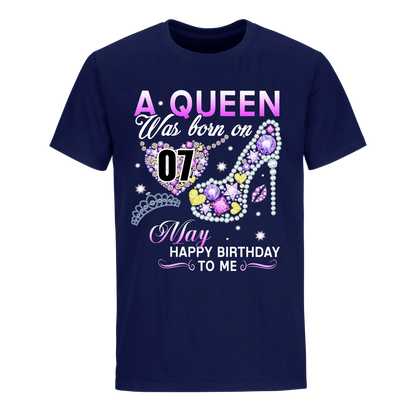 A QUEEN WAS BORN ON MAY 7TH UNISEX SHIRT